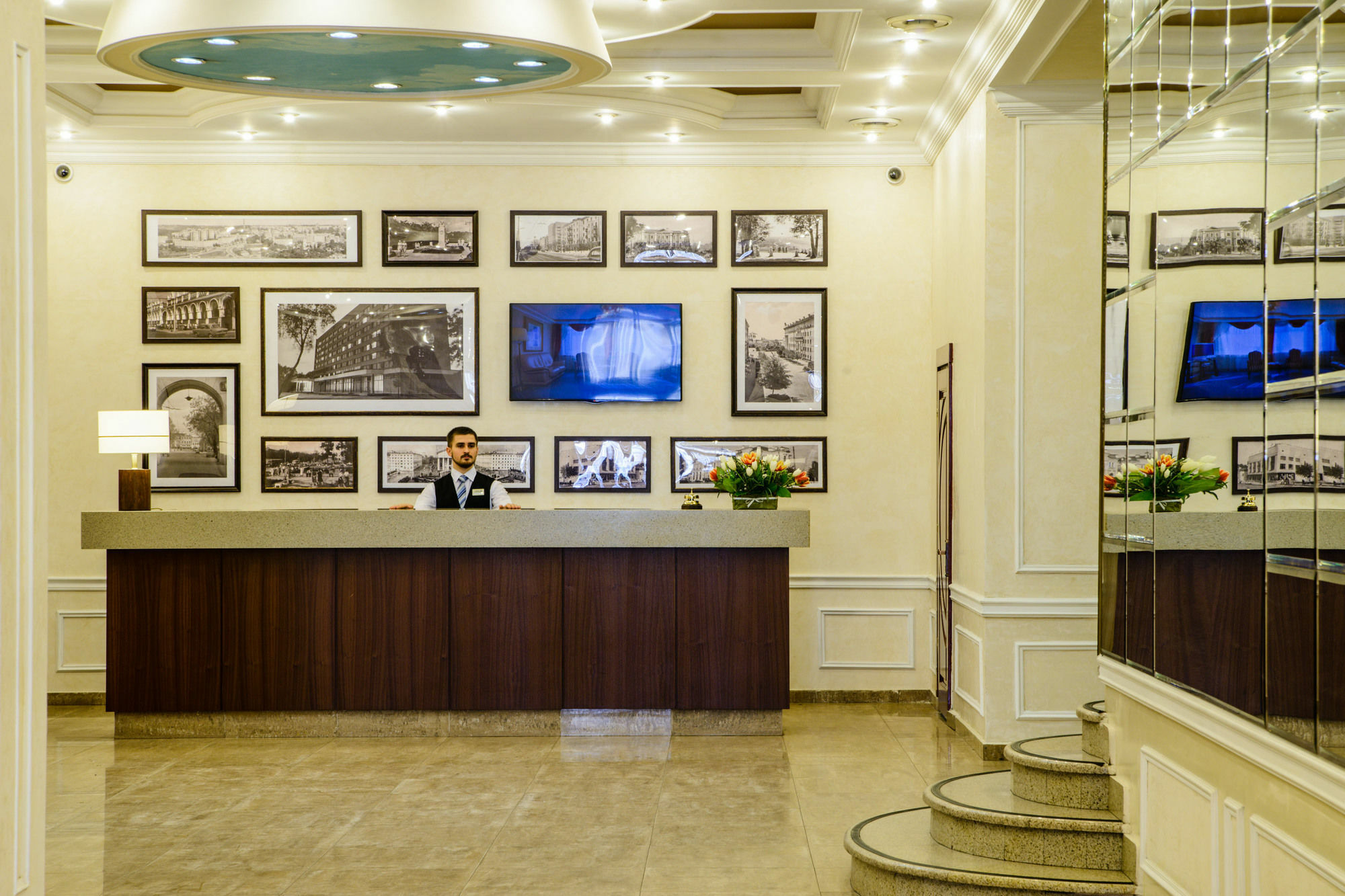 Historical Hotel Kaluga Esterno foto